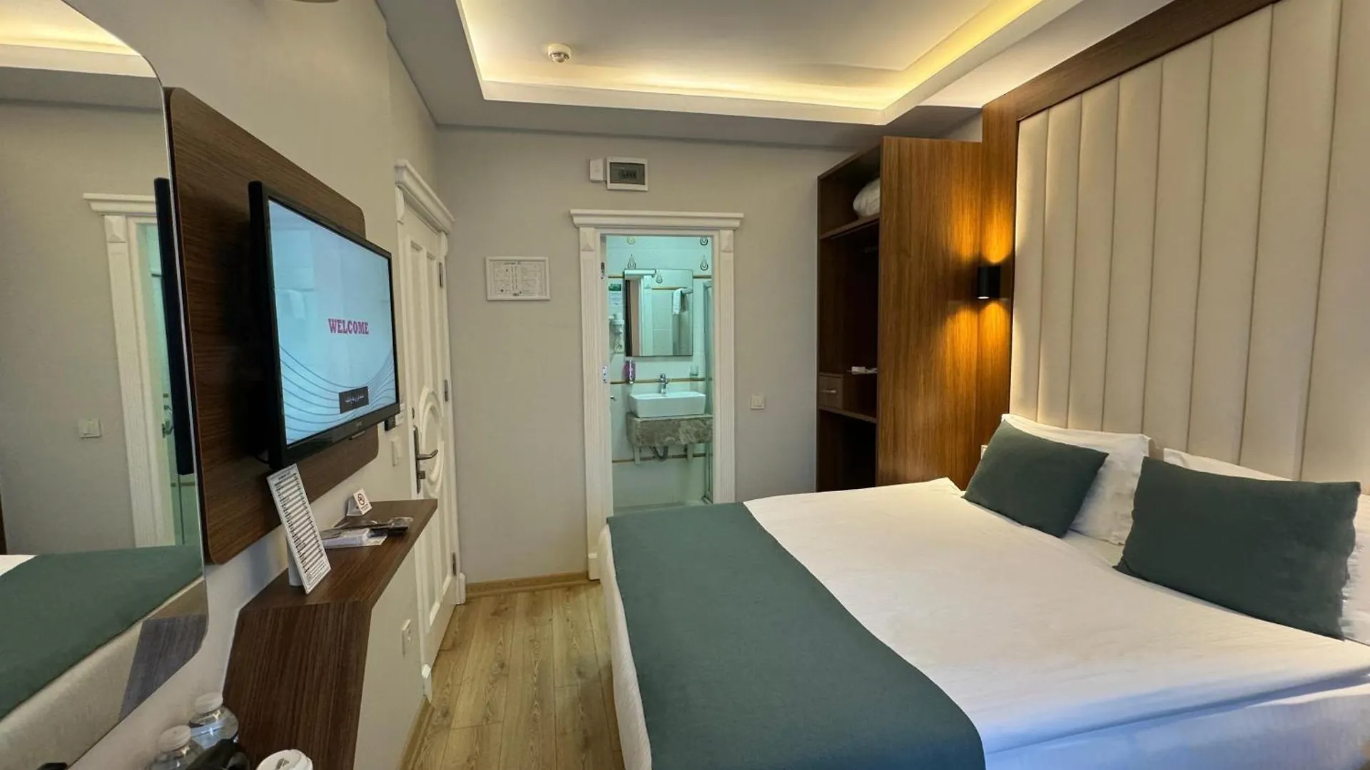 Hotel Black Tulip İstanbul 4*,